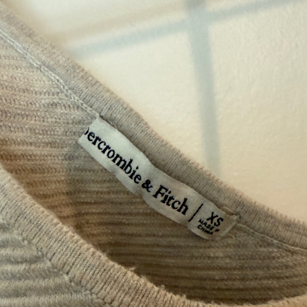 Abercrombie & Fitch One-Shoulder Ribbed Bodysuit - Cream - Picture 2 of 3